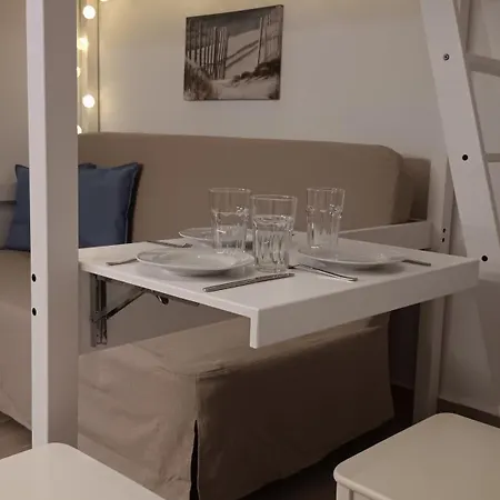 Stilvi Milos * Plaka (Milos)