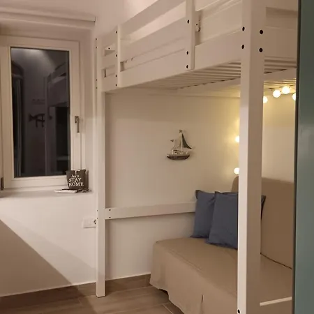 Stilvi Milos * Plaka (Milos)