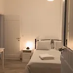 Stilvi Milos Semesterbostad *