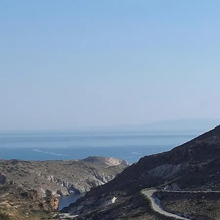 Stilvi Milos Holiday home *