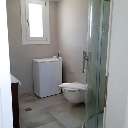 Stilvi Milos * Plaka (Milos)