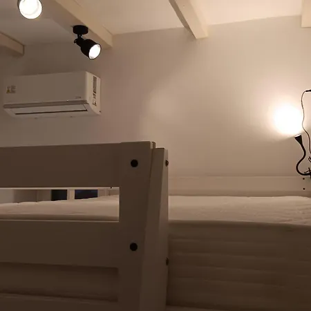 Stilvi Milos * Plaka (Milos)