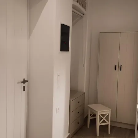 Stilvi Milos Semesterbostad *