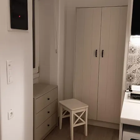 Semesterbostad Stilvi Milos *