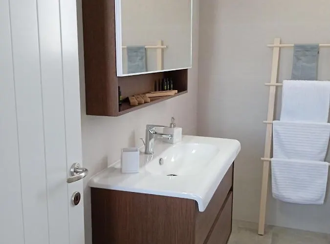 Stilvi Milos * Plaka (Milos)