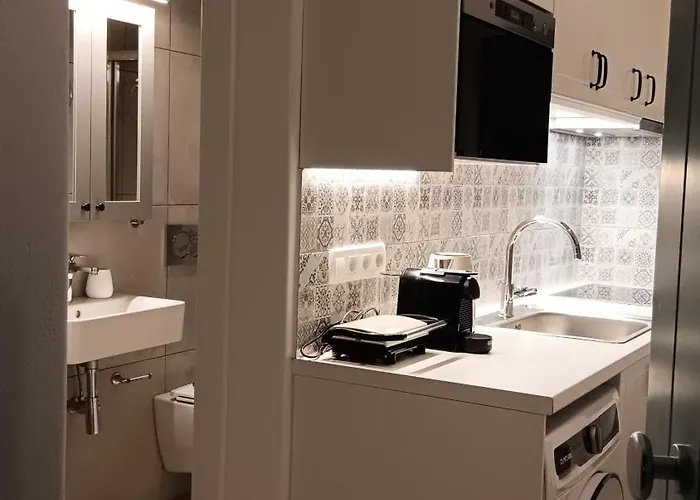 Stilvi Milos * Plaka (Milos)